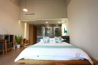 Шаоксинг: Inside House Shaoxing