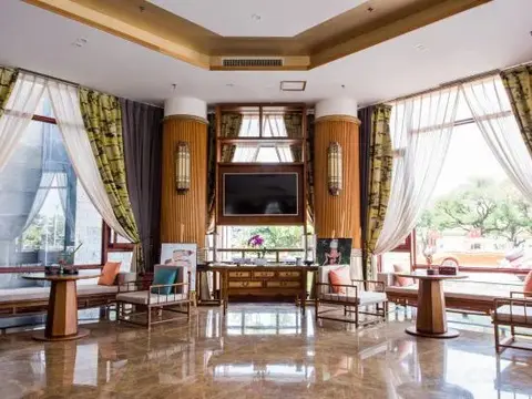 Юйси: Hui Long Hot Spring Manor