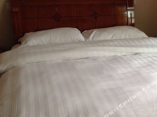 Шанграо: Laojia Inn