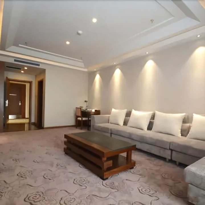Чжэнчжоу: Aimu International Hotel (Zhengzhou East Railway Station Exhibition Center)
