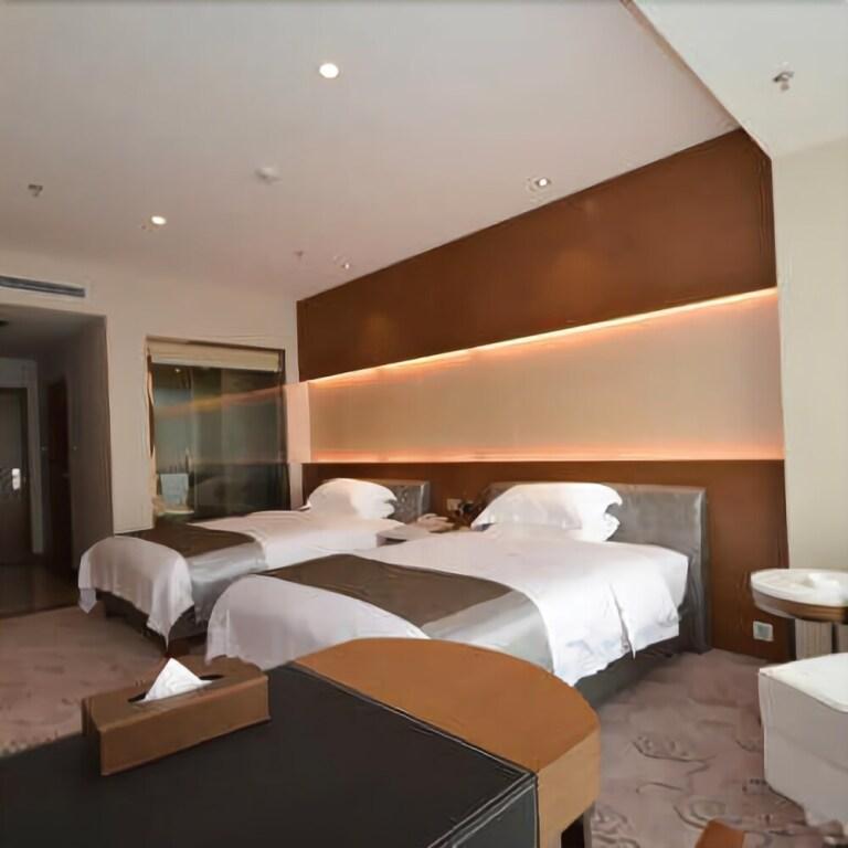 Чжэнчжоу: Aimu International Hotel (Zhengzhou East Railway Station Exhibition Center)