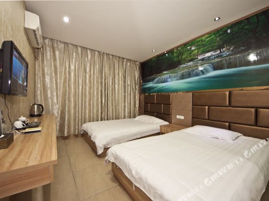 Фучжоу: Fujing Business Hotel