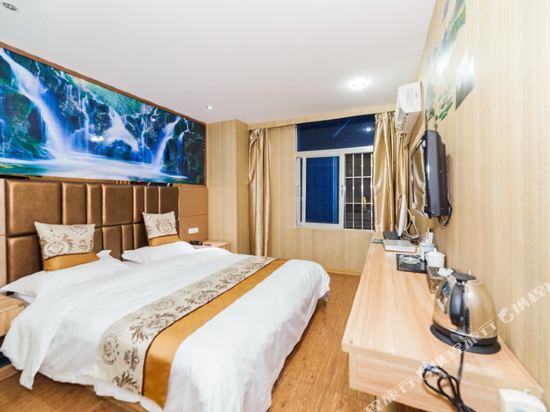Фучжоу: Fujing Business Hotel