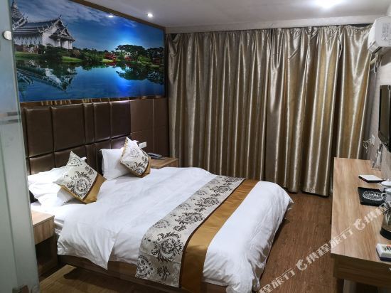 Фучжоу: Fujing Business Hotel