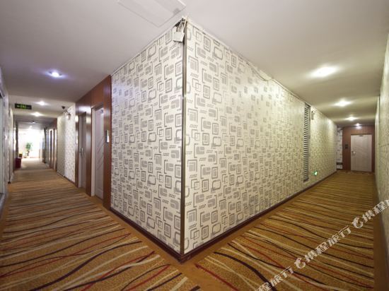 Фучжоу: Fujing Business Hotel