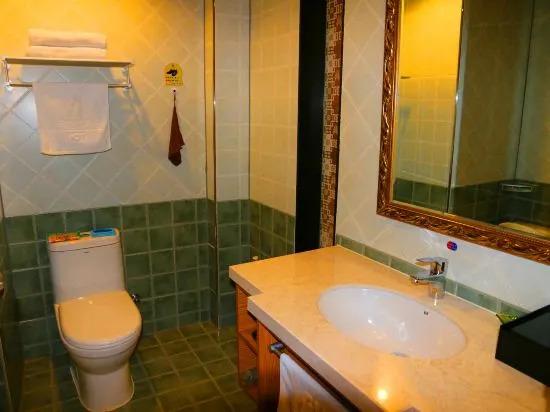 Инкоу: Aiju chain hotel (Yingkou Xiongyue Railway Station)