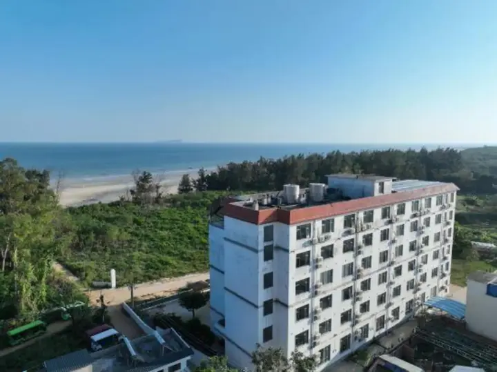 Бэйхай: Weizhou Island - HeChenghaijing Hotel (Weizhou Island Shell Beach Branch)