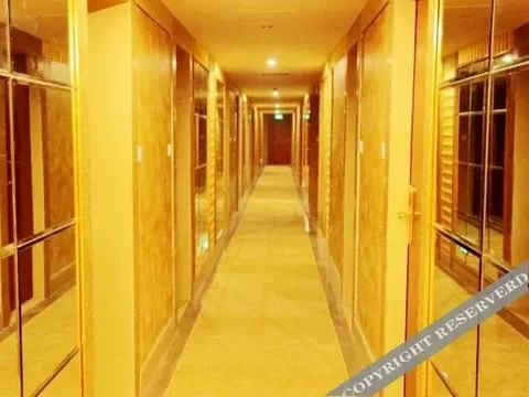 Уху: Wuhu Haoyi Business Hotel
