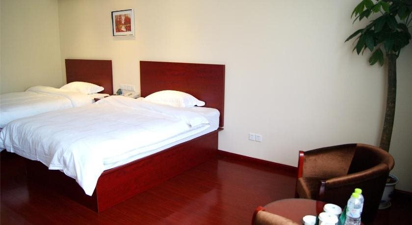 Суцянь: GreenTree Inn Jiangsu Suqian Sihong RenminS)Road Walking Street Express Hotel