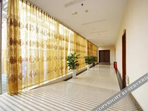 Ибинь: Chengzhong Blue Sky Hotel