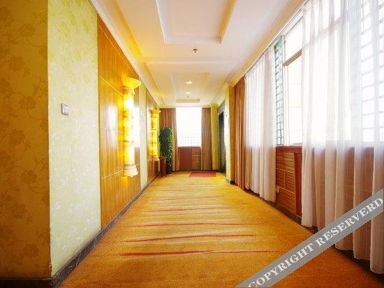 Ибинь: Chengzhong Blue Sky Hotel