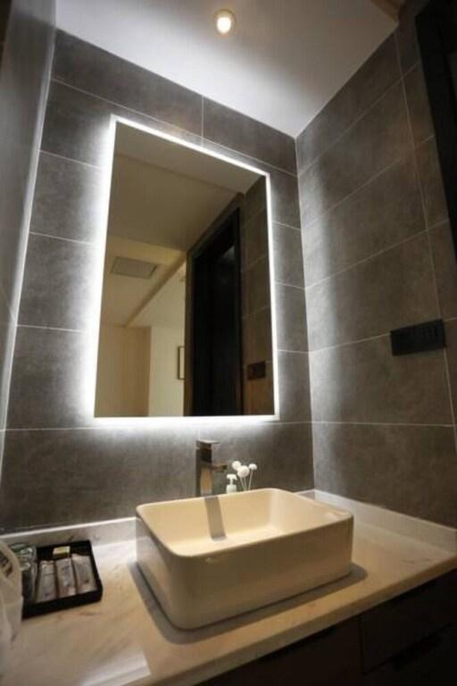 Чунцин: N·Time Art Hotel (Chongqing Jiefangbei Pedestrian Street)