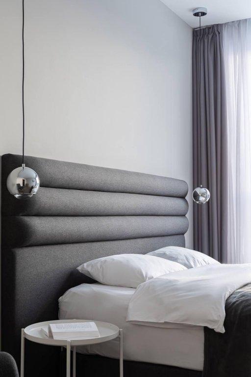 Сярьги: Ohta Park Suite 22 (Охта Парк Сьют 22)