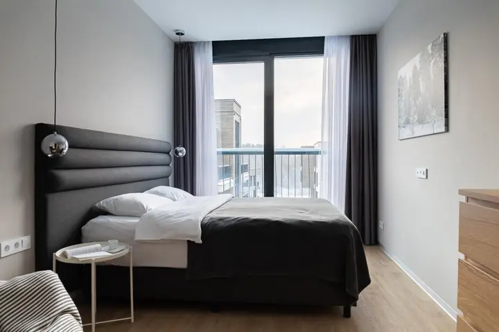 Сярьги: Ohta Park Suite 22 (Охта Парк Сьют 22)