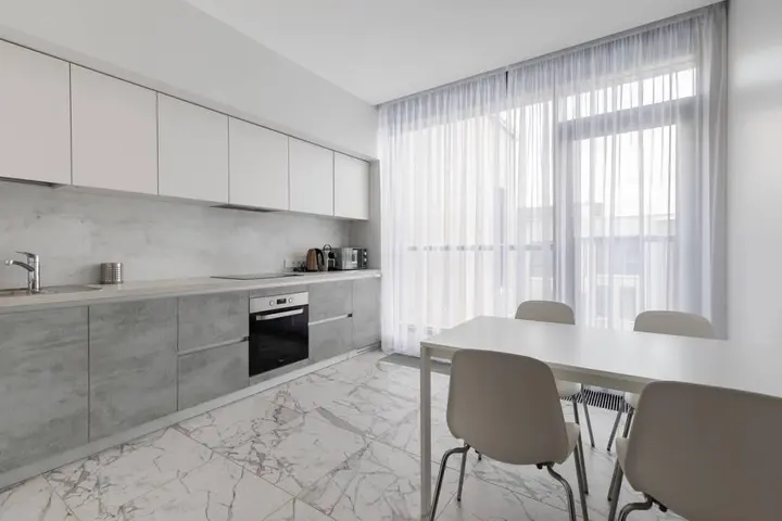 Сярьги: Ohta Park Suite 22 (Охта Парк Сьют 22)