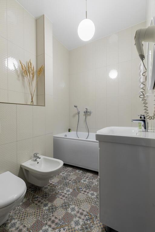 Сярьги: Ohta Park Suite 4 (Охта Парк Сьют 4)
