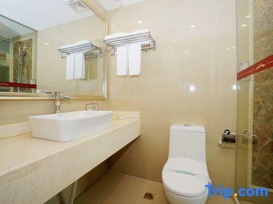 Гуйлинь: Guilin Fengyuan Hotel