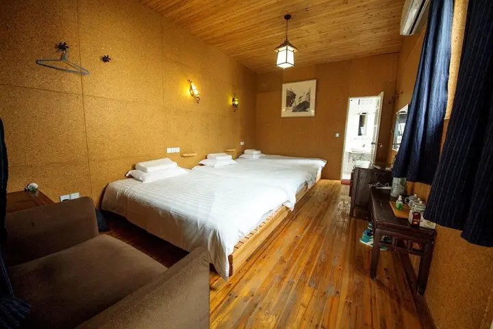 Шанхай: Shanghai Qinshui Inn