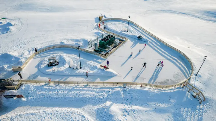 Ломоносов: Отель Strawberry Fields Golf Resort