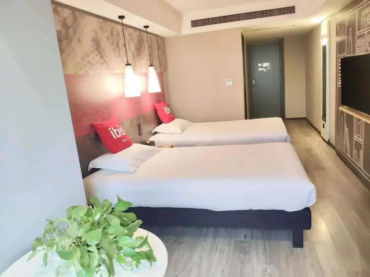 Шэньян: ibis Shenyang north station