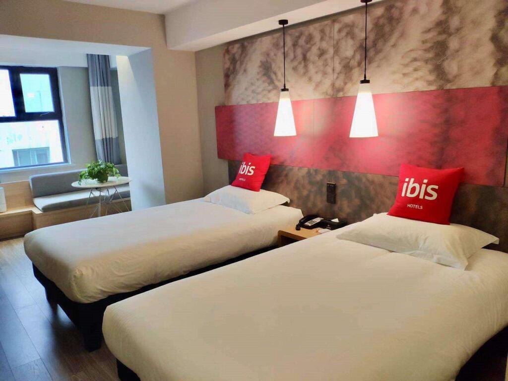 Шэньян: ibis Shenyang north station