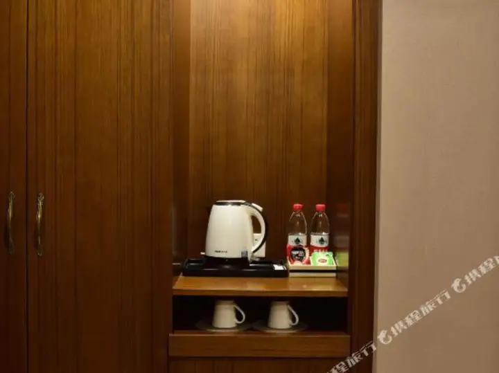 Чунцин: Sya Hotel (Sanya Bay Light Rail Station)
