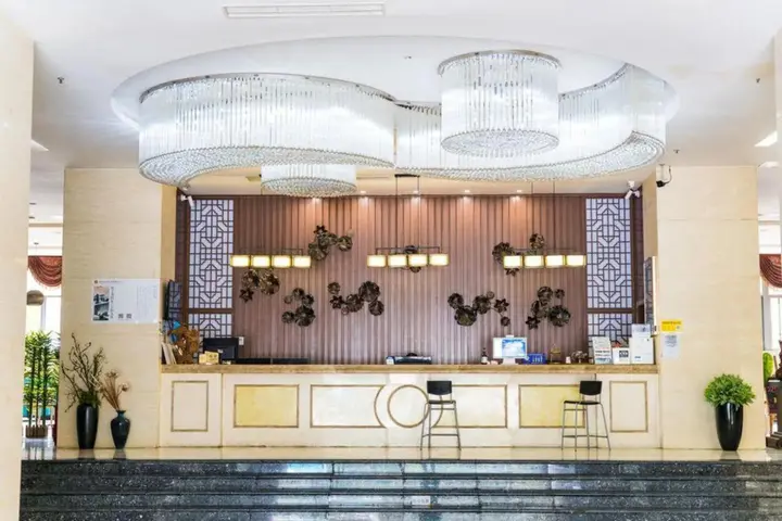 Чунцин: Sya Hotel (Sanya Bay Light Rail Station)