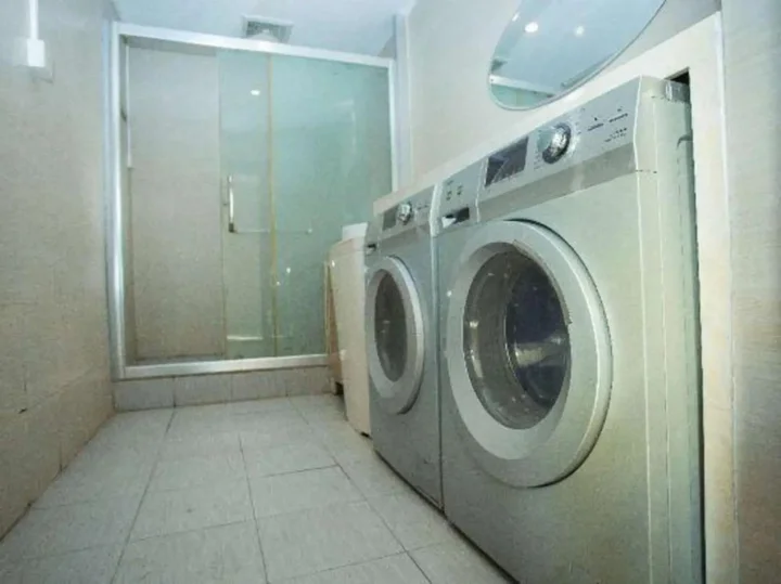 Янгиианг: Prince Hotel