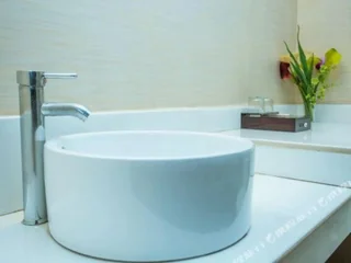 Янгиианг: Prince Hotel