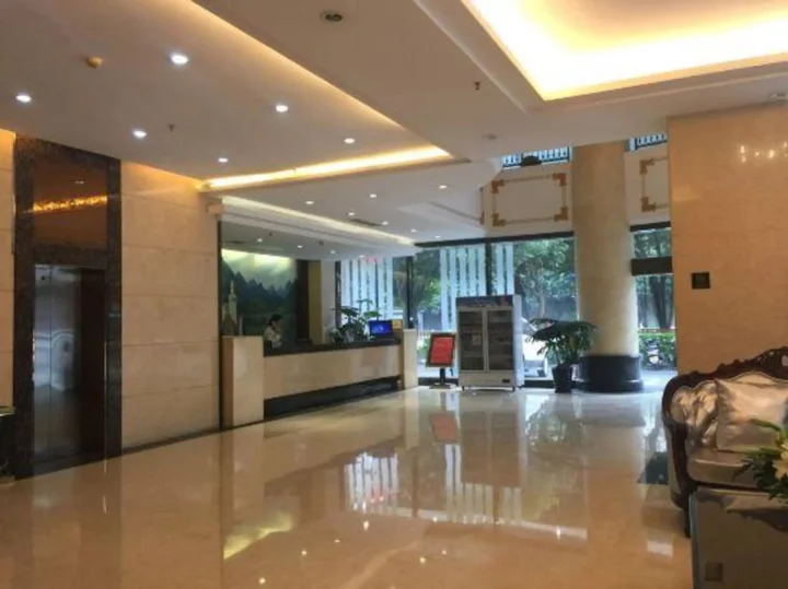 Янгиианг: Prince Hotel