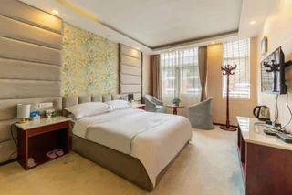 Чжаотун: Jianai Hotel
