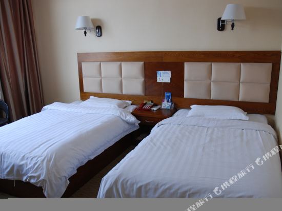 Чжаотун: Jinyi Express Hotel