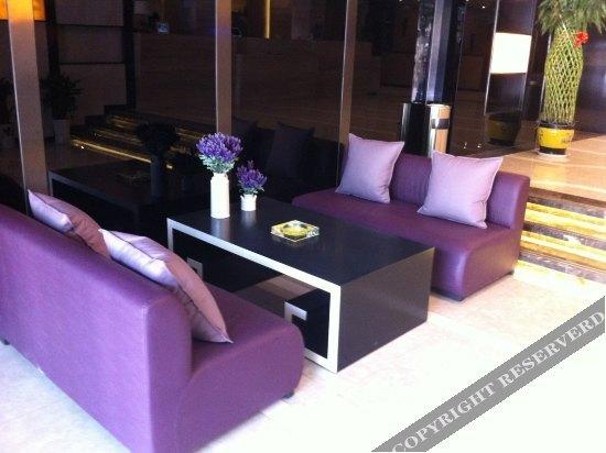 Яньтай: Hemei Hotel (Yantai Mountain Binhai Square)