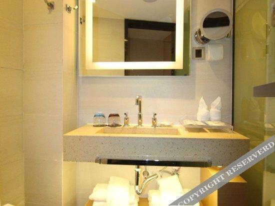Яньтай: Hemei Hotel (Yantai Mountain Binhai Square)