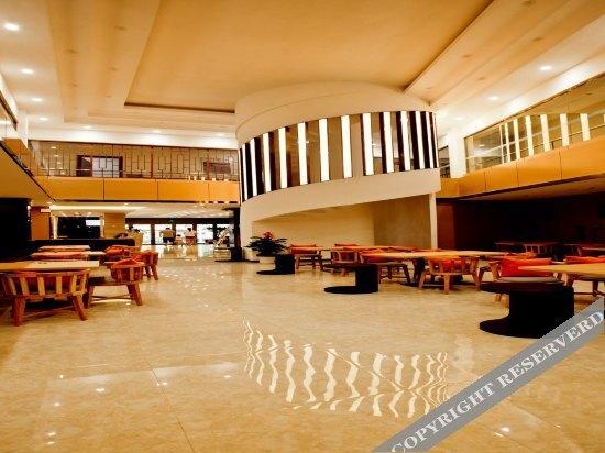 Яньтай: Hemei Hotel (Yantai Mountain Binhai Square)