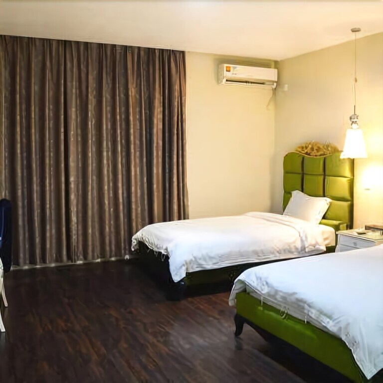 Джиангме: Nanwan Shanzhuang Holiday Hotel