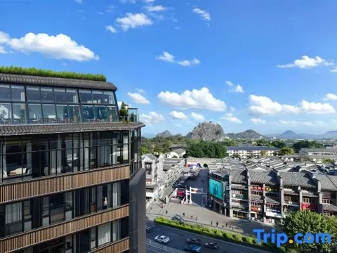 Гуйлинь: GangShe Rooftop View Hotel l (Guilin Two Rivers And Four Lakes Elephant Trunk Hill)