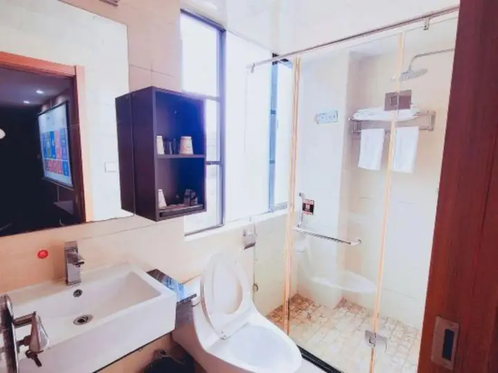 Куньмин: Kunming Shiji Hotel (Kunming Xinluojiwan Branch)