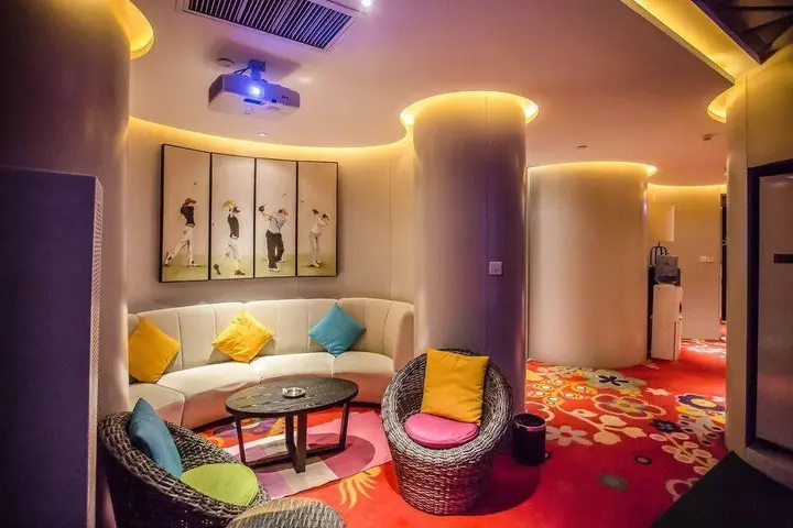 Лоян: Blue Magpie Hotel Luoyang Xigong Flagship