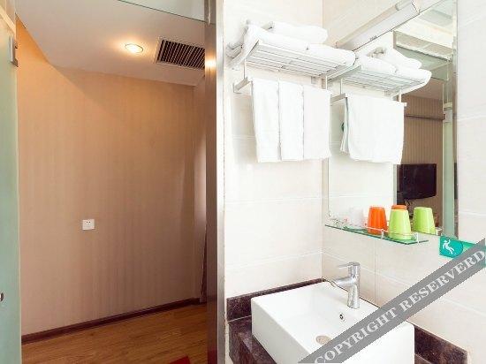 Аньян: Yicheng Hotel (Unavailable)