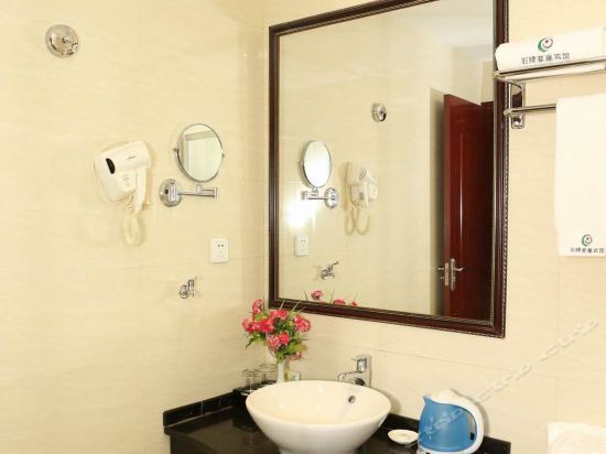 Ичан: Yichang Three Gorges Renjia Hotel