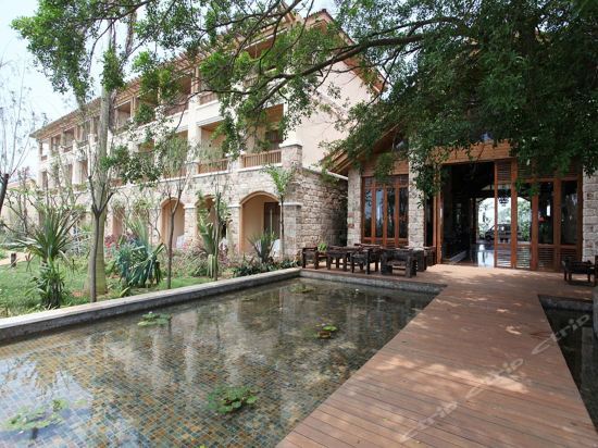 Бэйхай: South Bay Seaview Hotel of Weizhou Island