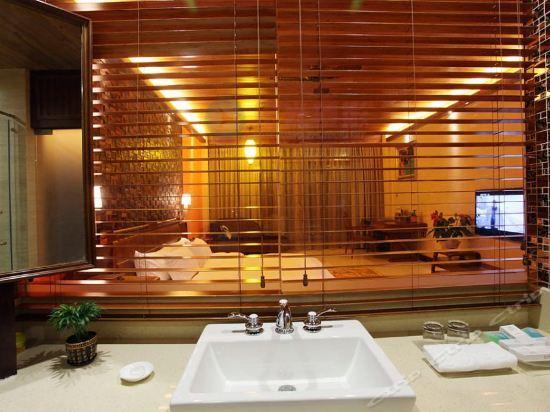 Бэйхай: South Bay Seaview Hotel of Weizhou Island