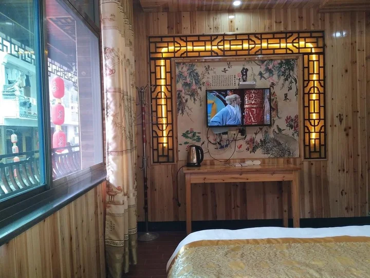Шанграо: Lucky Inn