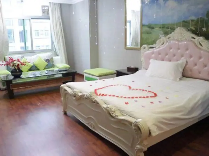 Хойчжоу: Jinhuang Theme Hotel