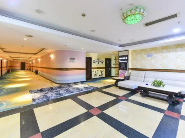 Хойчжоу: Jinhuang Theme Hotel