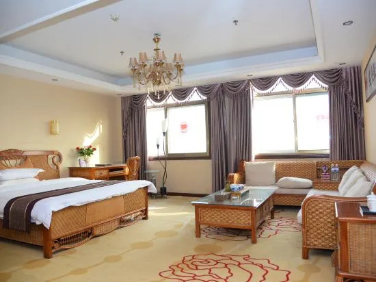 Циндао: Fubainian Business Hotel