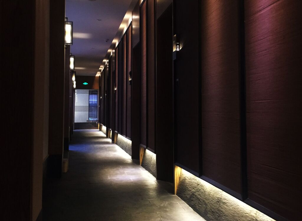 Цзясинь: Tongxiang Wuzhen Yuexiang Inn