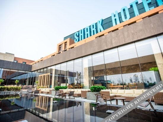 Харбин: Poseidon Shark Hotel