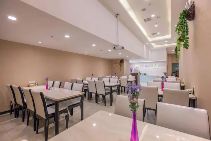 Ухань: Lavande Hotels·Wuhan Fanhai CBD